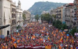Ribuan Orang Catalan Kembali Serukan Kemerdekaan Catalonia dari Spanyol