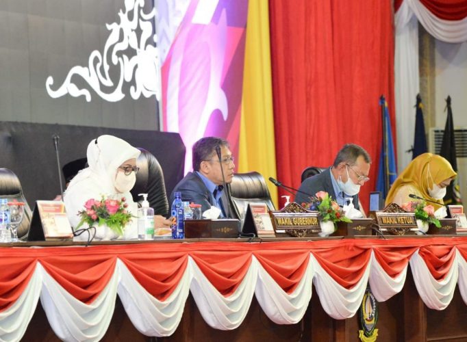 Wakil Gubernur Sampaikan Jawaban atas Pandangan Fraksi-Fraksi DPRD Kepri