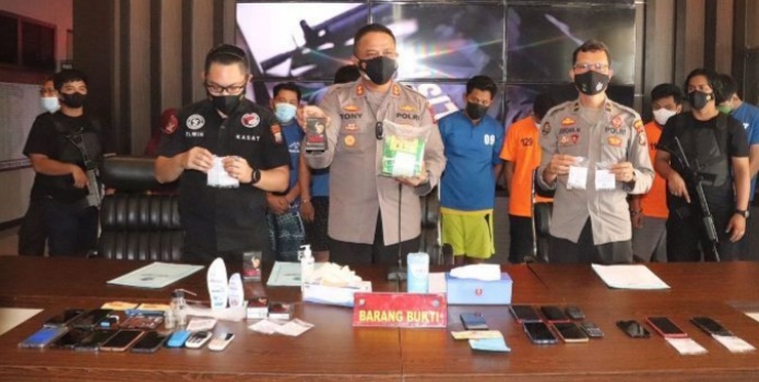 Kasat Narkoba Polres Karimun Tangkap 18 Orang Pemilik Sabu