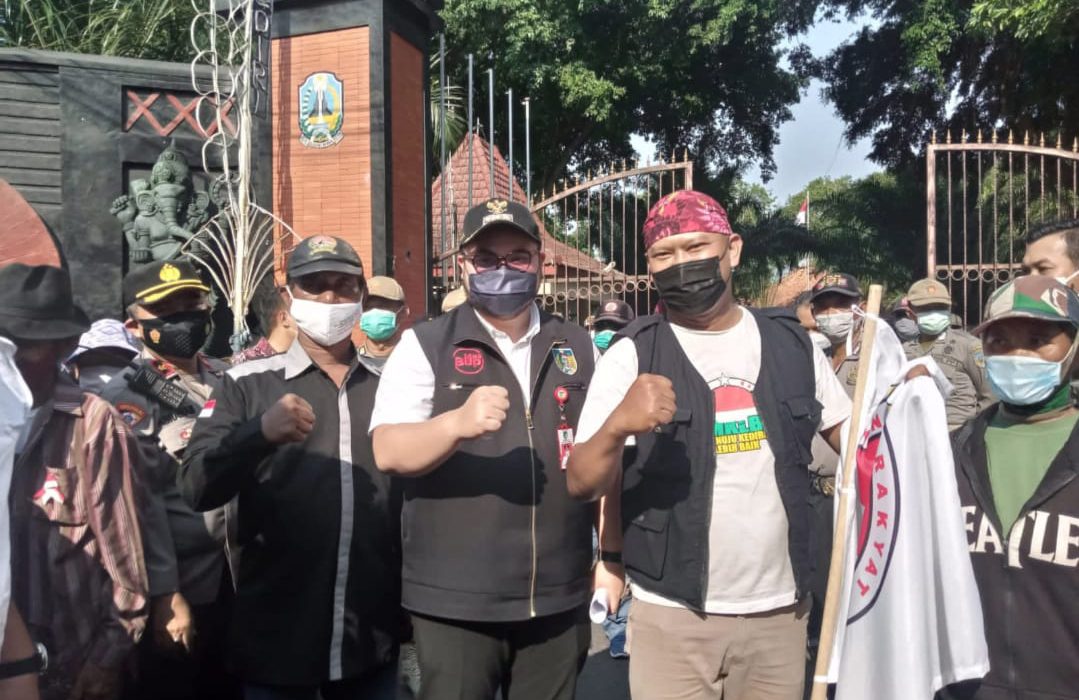 Bupati Kediri Temui Pendemo Membela Warga Desa Babadan Ngancar Kediri Dalam Kasus Hak Tanah