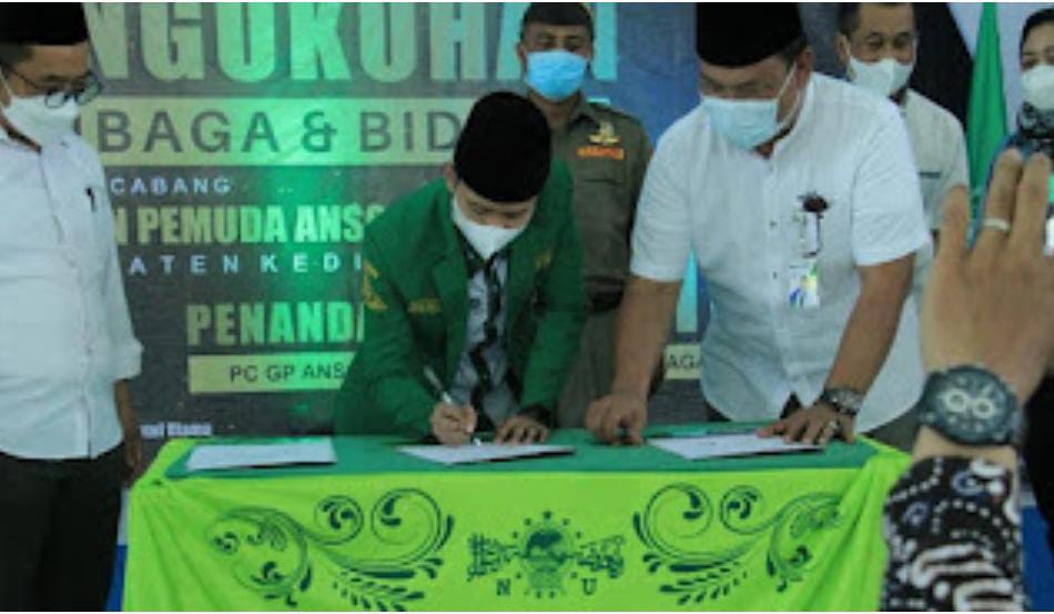 Pimpinan GP ANSOR NU saat melakukan teken MoU dengan BPJS ketenagakerjaan