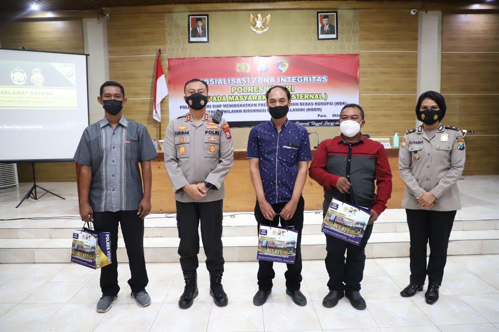AKBP Lukman Cahyono Gelar Sosialisasi Eksternal Guna Pembangunan Zona Integritas