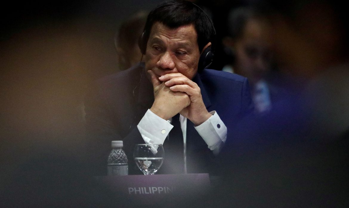 Sentimen dari Masyarakat, Presiden Rodrigo Duterte Umumkan Mundur dari Politik