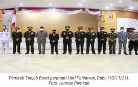 Pemkab Tanjab Barat Gelar Upacara Peringatan Hari Pahlawan di Balai Pertemuan