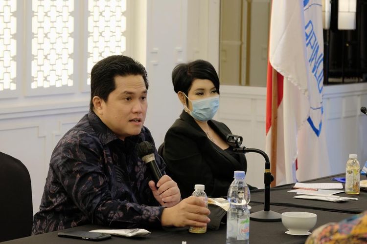 BUMN Watch Minta Presiden Pecat Erick Thohir