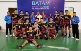 Tim Volly Pemko Batam Keluar Sebagai Juara di Turnamen Sportourism 2021