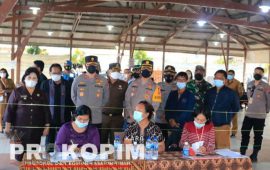 Bupati Karo Bersama Waka Polda Sumut Pantau Pemilihan Kades di Desa Lingga dan Desa Batu Karang