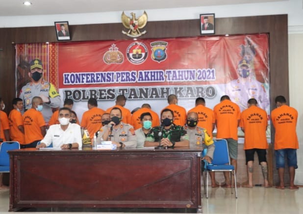 Kapolres Tanah Karo Gelar Konferensi Akhir Tahun 2021