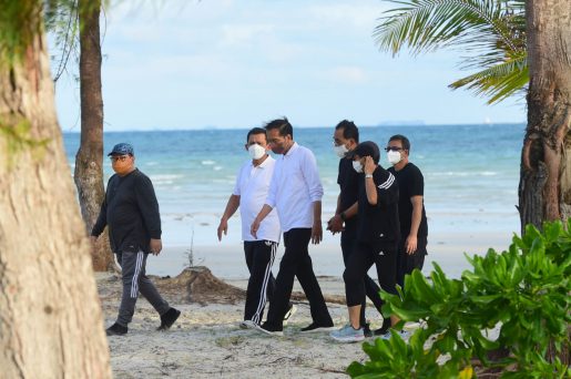 Sebelum Pertemuan dengan PM Singapura, Presiden Jokowi, Gubernur Ansar dan Para Mentri Olahraga Pagi