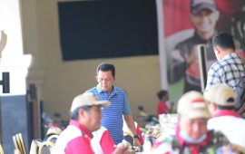 Gubernur Ansar Hadiri Farewell Golf Danrem 031 Wira Bima Riau