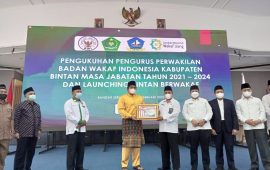 Plt Bupati Launching Gerakan Bintan Berwakaf