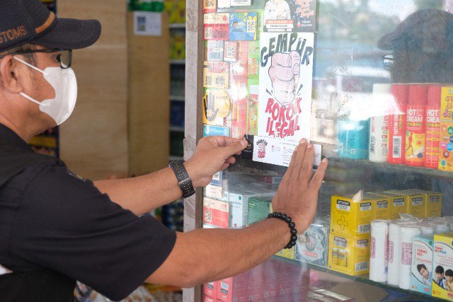 Gencar Lakukan Operasi Cukai, Bea Cukai Batam Sita Ratusan Ribu Batang Rokok Ilegal