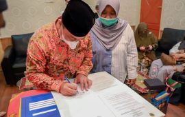 Gandeng Umrah, Pemkab Lingga Teken Nota Kesepahaman Desa Binaan