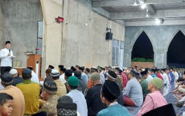 Gubernur Ansar Bersafari Ramadhan di Masjid Muthaminah Kavling Sagulung Batam