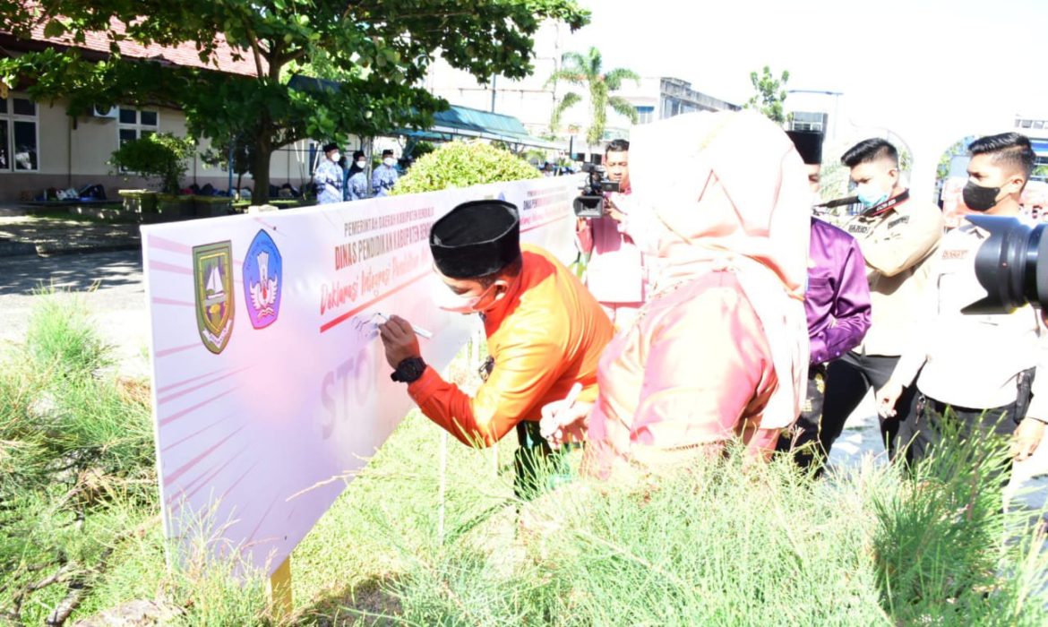 Gelar Upacara Hari Pendidikan Nasional, Staf Ahli Bacakan Sambutan Menteri Pendidikan, Kebudayaan