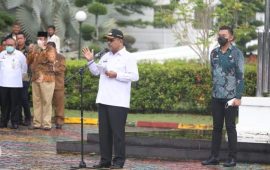 Serahkan SK CPNS dan P3K, Bupati Karimun Pesan Utamakan Pelayanan ke Masyarakat