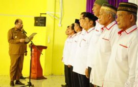 Wakil Bupati Karimun Anwar Hasyim Kukuhkan Pengurus FPK se-Kecamatan Moro Periode 2022-2025