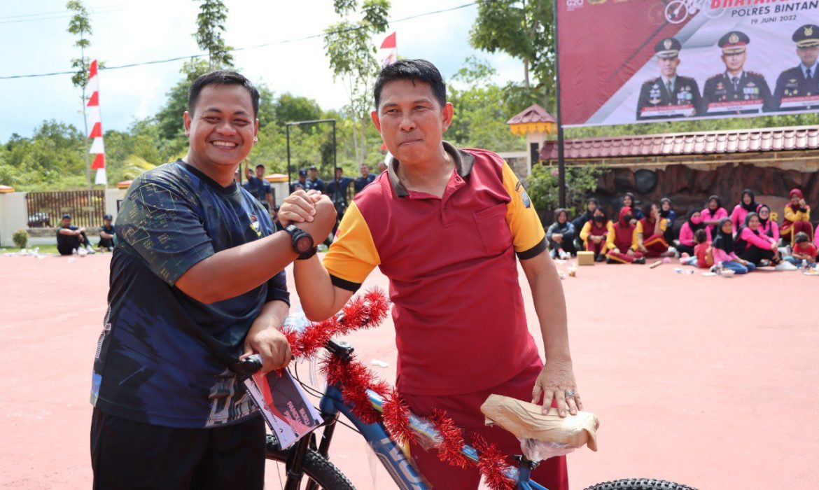 Polres Bintan Ajak Media, TNI dan Masyarakat Fun Bike Bhayangkara