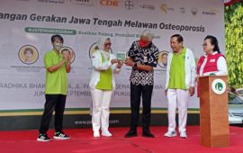 Gerakan Jateng Lawan Osteoporosis, Ganjar: Olahraga 30 Menit Saja Rutin, InsyaAllah Sehat