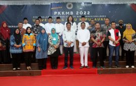Muhammad Rudi Berikan Motivasi Mahasiswa Baru Universitas Riau Kepulauan