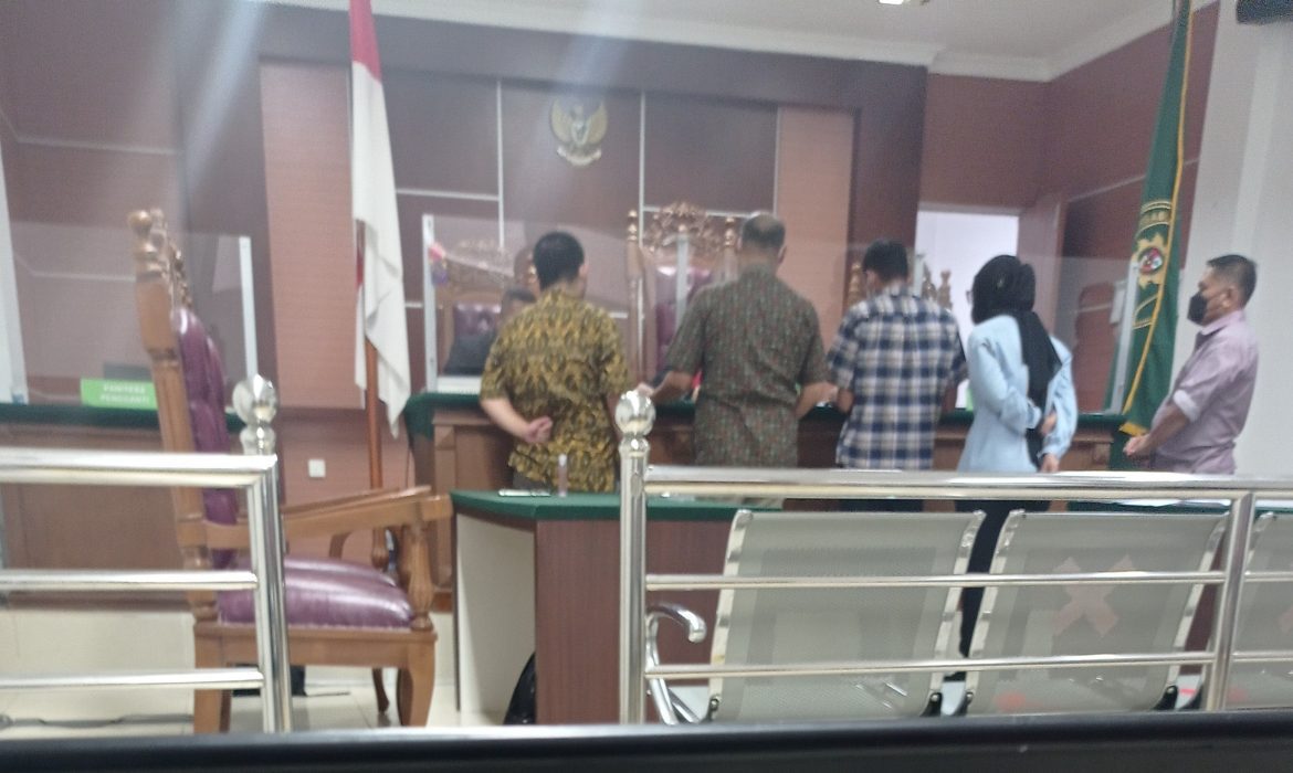 PN Batam Gelar Sidang Praperadilan Bambang Supriadi dan Susan Andriani