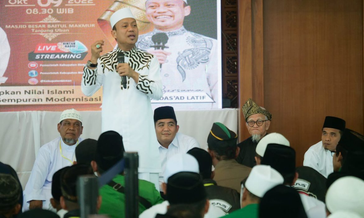 Jadikan Rasulullah sebagai Sumber Keteladanan, Ustad Das’ad Latif Tausyiah di Masjid Baitul Makmur Tanjunguban