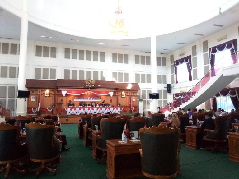 DPRD Tanjungpinang Rapat Paripurna Pembahasan Hasil Ranperda 2022