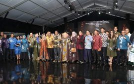 Malam Puncak BBFW 2022, Semangat Bergelora Marlin Kembangkan UKM Batik Batam