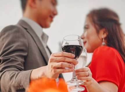 Rayakan Momen Valentine di HARRIS Resort Waterfront, Dinner Romantis Bersama Pasangan
