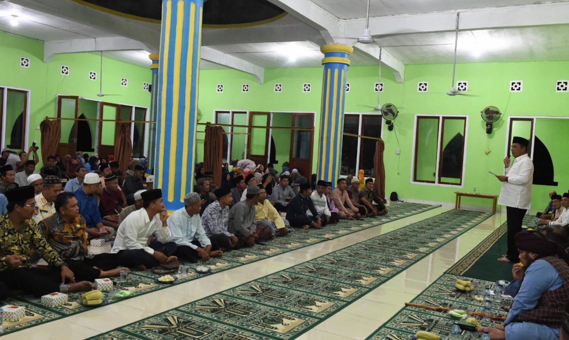 Gubernur Ansar Gandeng Ust. Dery Sulaiman Lakukan Rangkaian Isra Miraj 1444 H di Gerbang Utara Natuna