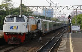 Daop 1 Jakarta Ajak Penumpang Kereta Api Jarak Jauh Yang Abadikan Momen Di Stasiun Dan Kereta Untuk Ikuti Lomba Foto Train Of Love
