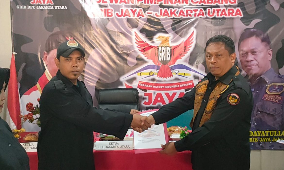 Ketua Ormas GRIB Jaya Jakarta Utara Serahkan SK PAC se Jakarta Utara
