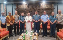 Panglima TNI Terima Kunjungan Uskup Umat Katolik Ignatius Kardinal Suharyo