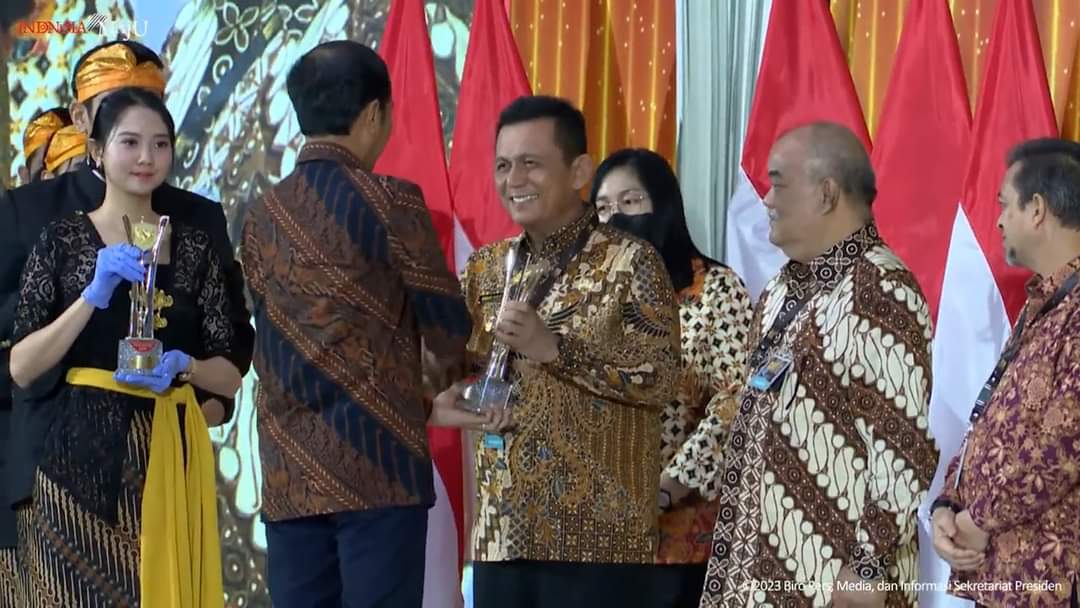 Ansar Terima Penghargaan dari Presiden Jokowi, Provinsi Kepri Jadi yang Terbaik Tangani Pandemi Covid-19 di Wilayah Sumatera