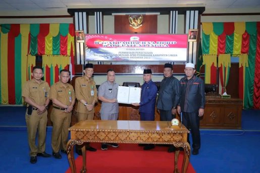 Paripurna Persetujuan RAPBD P Tahun Anggaran 2023 Menjadi APBD P Tahun Anggaran 2023