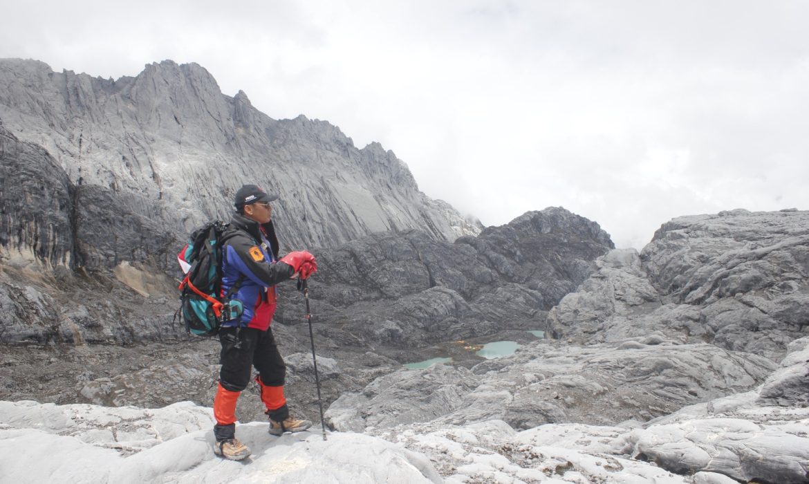 Pendaki Gunung TRAMP Rencanakan Pendakian Gunung Es