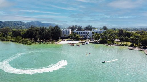 HARRIS Waterfront Batam Tawarkan Staycation Seru dengan Harga Spesial untuk Keluarga