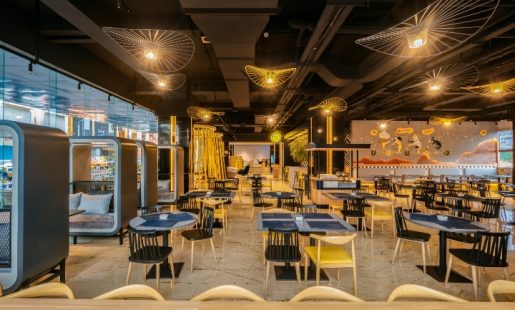 Rayakan Natal dan Tahun Baru di Yello Hotel Harbour Bay Batam dengan Tema Spesial: “Golden Christmas 2.0” dan “Flight to 2025, To Infinity and Beyond”!