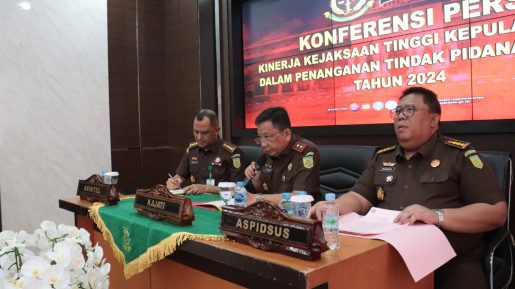 Konferensi Pers Harkordia 2024, Kajati Kepri Tahan 3 Tersangka Tipikor dan Paparkan Penanganan Perkara Tipikor Sepanjang 2024