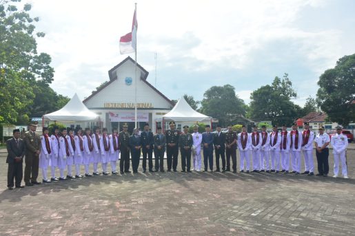 Ketua DPRD Lingga Maya Sari Hadiri Upacara Peringatan Hari Pahlawan Nasional di Dabo