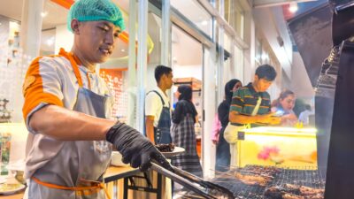 HARRIS Hotel Batam Center dan HARRIS Resort Waterfront Batam Hadirkan Penawaran Spesial “Beli 4 Dapat 5” untuk Acara BBQ Akhir Tahun